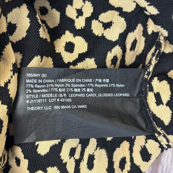 Theory Women Long Sleeve Knit Cardigan Sweater Size Small Animal Print D061 -19 - Picture 7 of 15